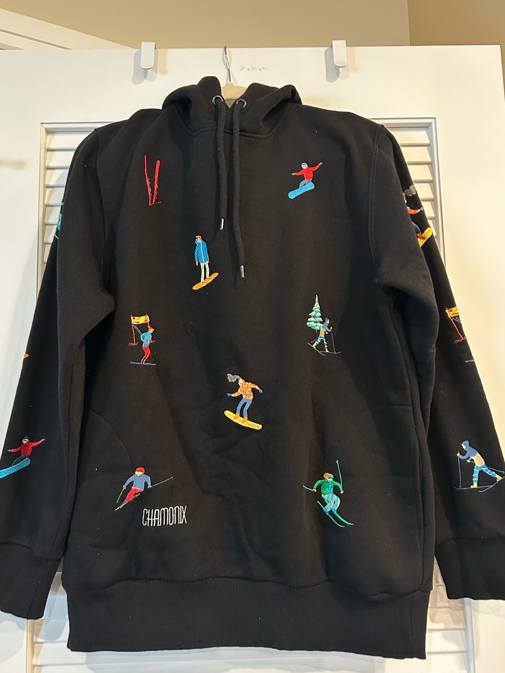 Black Ski & Snowboard Embroidered Hoodie - Chamonix